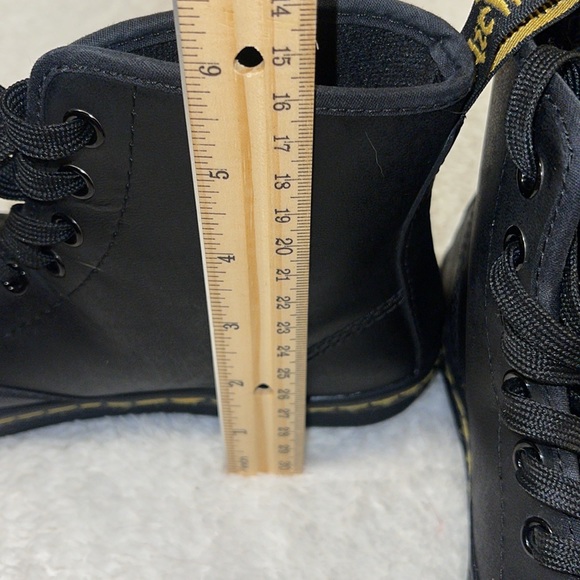 Pre-worn Air Wair with Soles bouncing by Dr. Martens size 6 in black - Picture 14 of 15